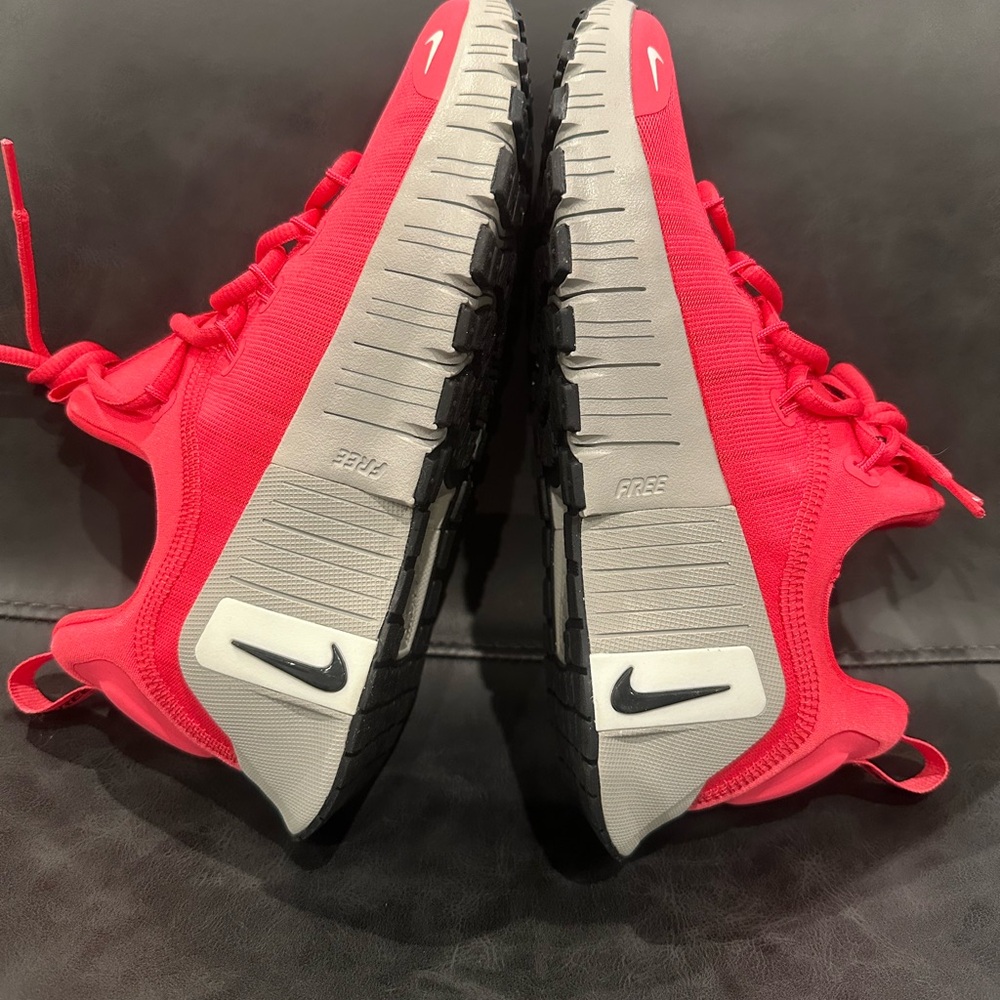Nike Hot Pink and Gray Athletic Shoes with Bold Design